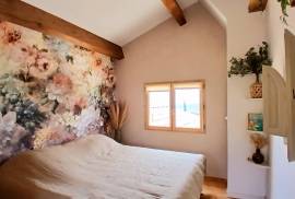 Elegant And Charming Villa With 145 M2 Of Living Space On A 1675 M2 Landscaped Plot With Exceptional Views