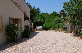 Elegant And Charming Villa With 145 M2 Of Living Space On A 1675 M2 Landscaped Plot With Exceptional Views