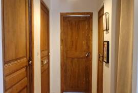 Elegant And Charming Villa With 145 M2 Of Living Space On A 1675 M2 Landscaped Plot With Exceptional Views