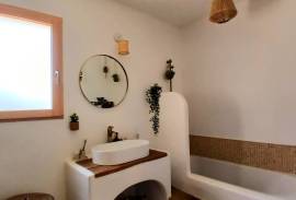 Elegant And Charming Villa With 145 M2 Of Living Space On A 1675 M2 Landscaped Plot With Exceptional Views