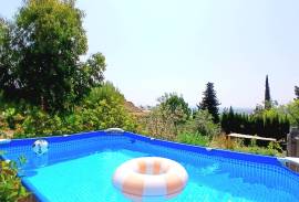 Elegant And Charming Villa With 145 M2 Of Living Space On A 1675 M2 Landscaped Plot With Exceptional Views
