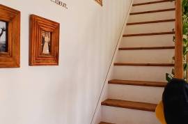 Elegant And Charming Villa With 145 M2 Of Living Space On A 1675 M2 Landscaped Plot With Exceptional Views