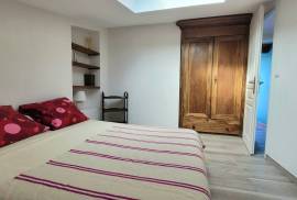 Charming Winegrowers House With 4 Bedrooms Plus Studio, Large Garage And Spacious Terrace With Views