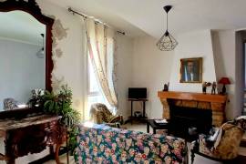 Charming Winegrowers House With 4 Bedrooms Plus Studio, Large Garage And Spacious Terrace With Views