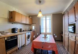 Charming Winegrowers House With 4 Bedrooms Plus Studio, Large Garage And Spacious Terrace With Views