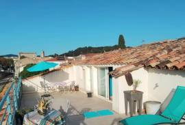 Charming Winegrowers House With 4 Bedrooms Plus Studio, Large Garage And Spacious Terrace With Views