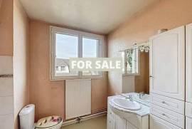 Town House with Neat Garden