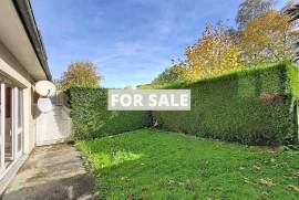 Town House with Neat Garden