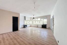 Detached Country House with Outbuilding