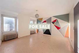 Detached Country House with Outbuilding