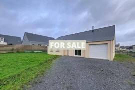 Detached House with Garden