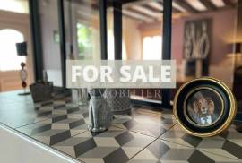 Authentic Period Property with Garden Authentic Period Property with Garden