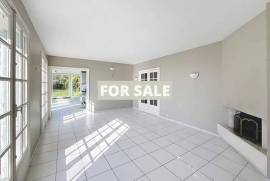 Detached House with Large Garden