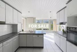 Detached House with Large Garden