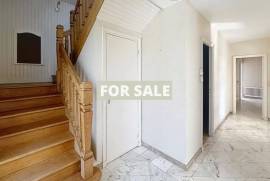 Detached House with Large Garden