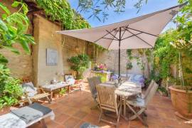 Superb Traditional Manor House