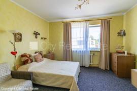 Detached house for sale in Jurmala, 620.00m2