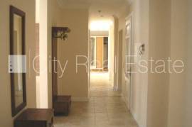 Apartment for rent in Riga, 200.10m2 Apartment for rent in Riga, 200.10m2