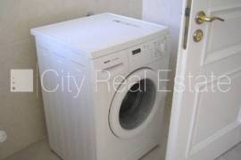 Apartment for rent in Riga, 200.10m2 Apartment for rent in Riga, 200.10m2