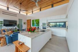 Casa Camino 93: Luxury Ocean View Estate with Infinity Saltwater Pool in Las Ventanas de Playa Grande