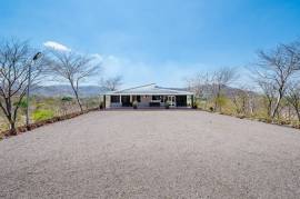 Finca Santa Elena: Mountain and Countryside Multiplex For Sale in 27 de Abril