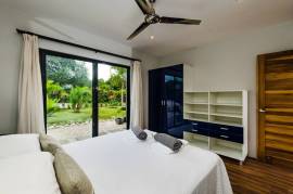 Casa Feliz: Tropical Oasis in La Josefina