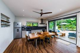 Casa Feliz: Tropical Oasis in La Josefina