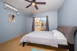 Portofino A5: Bright 3-Bedroom Penthouse Just 200m From Tamarindo Beach