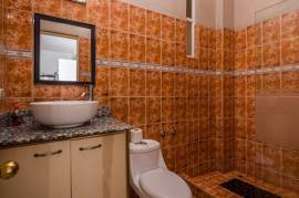 Portofino A5: Bright 3-Bedroom Penthouse Just 200m From Tamarindo Beach