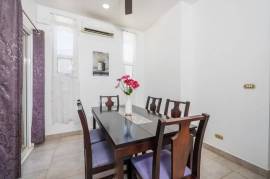 Portofino A4: Renovated 2-Bed Condo Just 200m from Tamarindo Beach