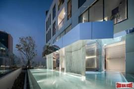 Newly Completed Luxury High-Rise by Leading Thai Developers at Chula-Samyan -1 Bed Plus Units - Up to 9% Discount and Fully Furnished!
