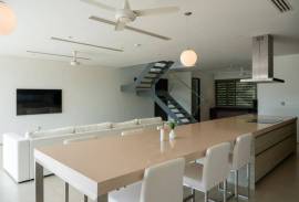 Alanna Yamu - Three Bedroom Duplex Condo with Sea Views and Private Pool