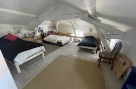 10 room, 317m2 Bourgeois style house for sale in Magalas - 399 000 € *