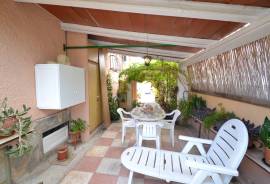 3 BEDROOM VILLA CLOSE TO THE CENTRE OF QUESADA