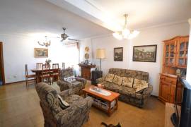 3 BEDROOM VILLA CLOSE TO THE CENTRE OF QUESADA