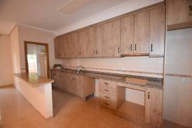 WONDERFUL 3 BEDROOM APARTMENT WITH RIVER VIEWS IN FORMENTERA DEL SEGURA