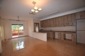 WONDERFUL 3 BEDROOM APARTMENT WITH RIVER VIEWS IN FORMENTERA DEL SEGURA