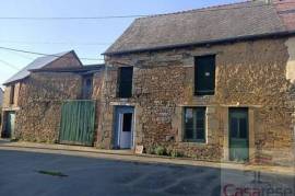 Maison pierre et terre - TREVERIEN