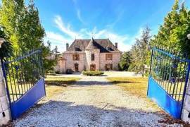 Magnificent 16th century castle.