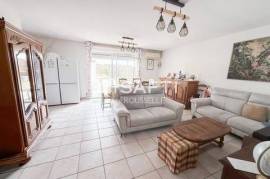 Maison de 82m2 plain-pied sur une parcelle de 426m2.