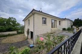 1950s house  90 m²  Residential neighbourhood