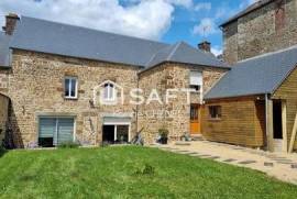 Maison en pierres entièrement rénovée 5ch terrain