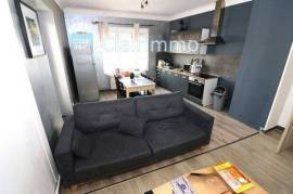 IMMEUBLE A VOCATION LOCATIVE 3 APPARTEMENTS A RENOVER PARTIELLEMENT FORT TAUX DE RENTABILITE