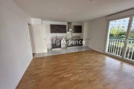 Appartement T3 sur la commune de Massy**