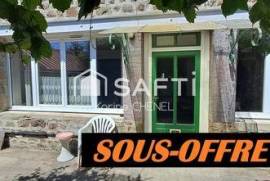 Maison de ville calme avec terrain et dépendances