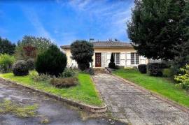 Two houses for the price of one !!!