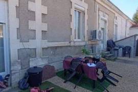 Renovated house with beautiful courtyard  Périgueux (near the Angoulême road)