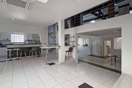 Local - 430m² - Ormesson-sur-Marne