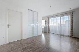 APPARTEMENT DE 2017 DPE C AVEC PARKING