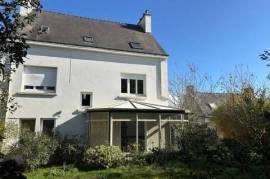 Grande maison familiale au calme, avec jardin arboré sans vis-à-vis